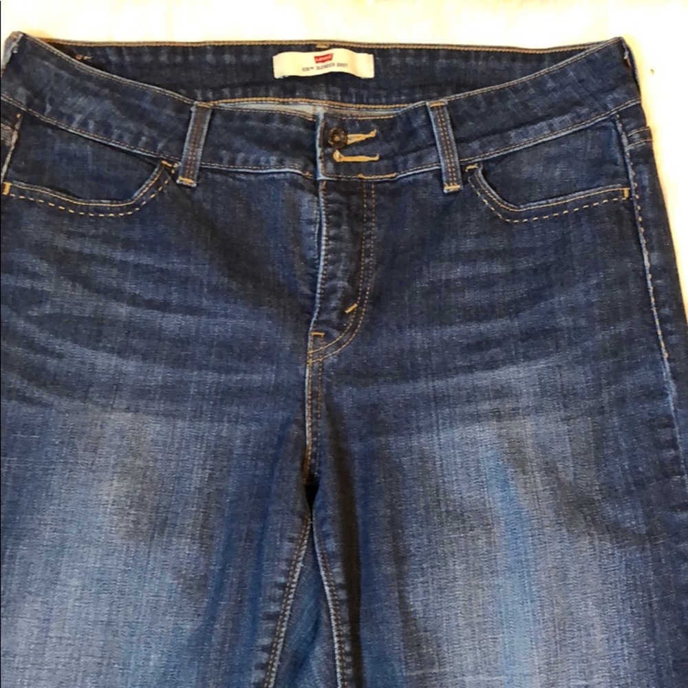 Levi’s..526 Slender Boot